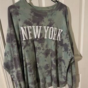 Hollister Green Tie-Dye Sweatshirt